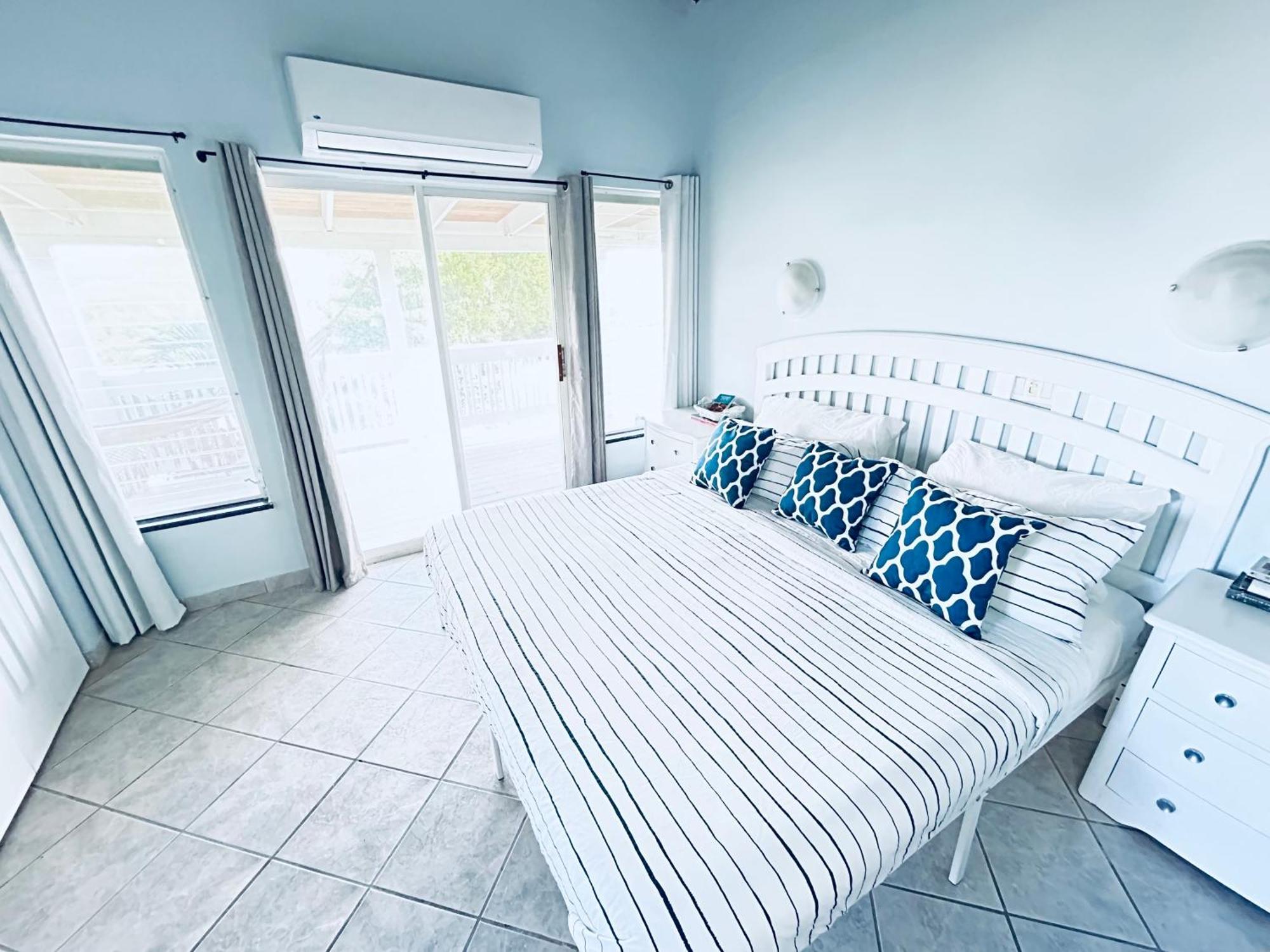 Flamingo House - Turks & Caicos Villa Turtle Cove Exterior foto